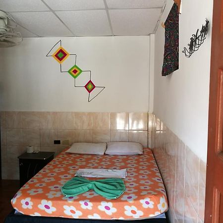 Casa Liz Hotel Манагуа Екстериор снимка