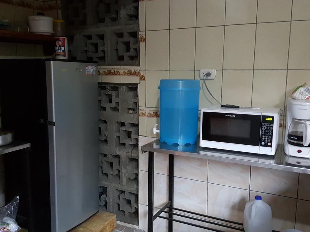 Casa Liz Hotel Манагуа Екстериор снимка